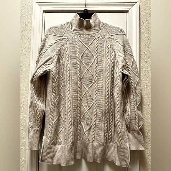 Mock neck cream oversized sweater - Picture 1 of 5